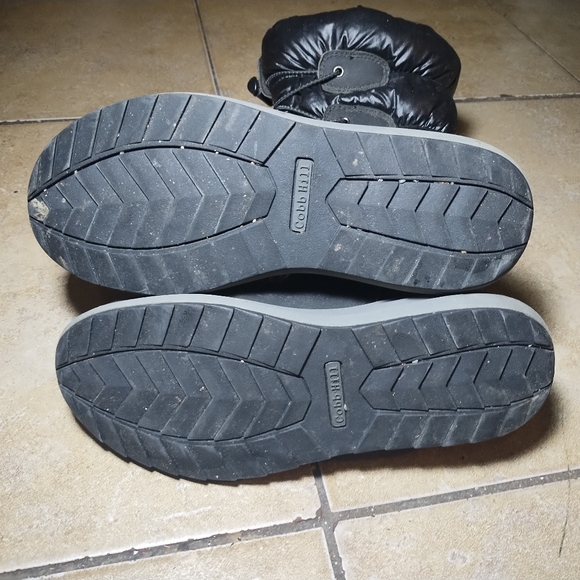 Cobb Hill Waterproof Black Puffer Boots with Faux Fur Lining Size 6M - Picture 7 of 7